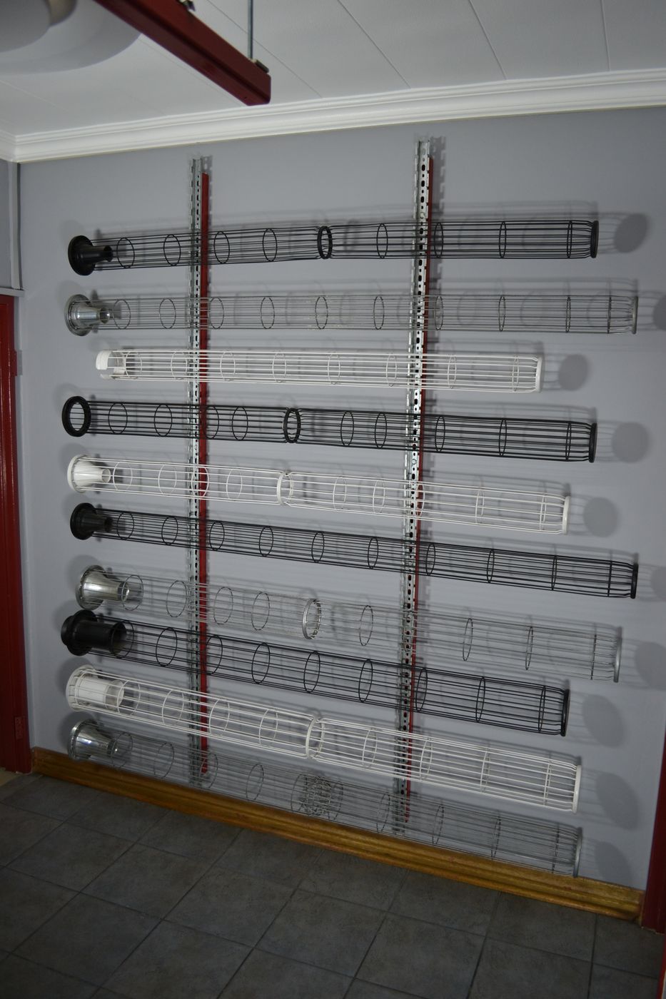 Wire cage dust extraction products