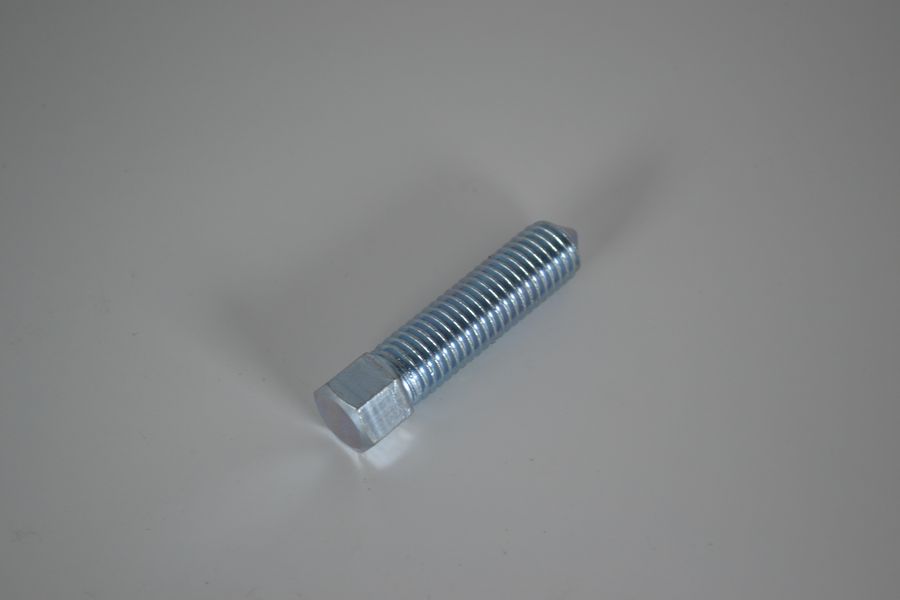 Fasteners & Hardware